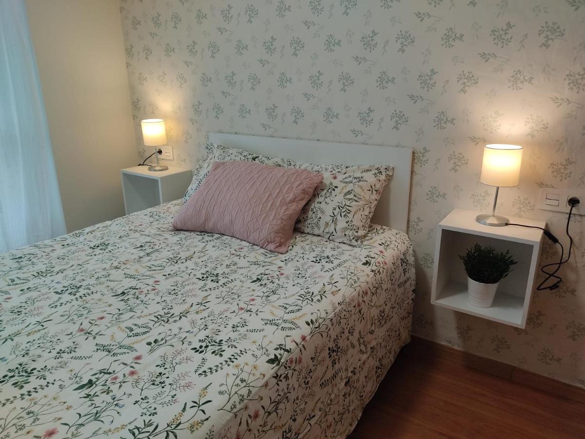 Apartamento Gloria En Oviedo Esterno foto